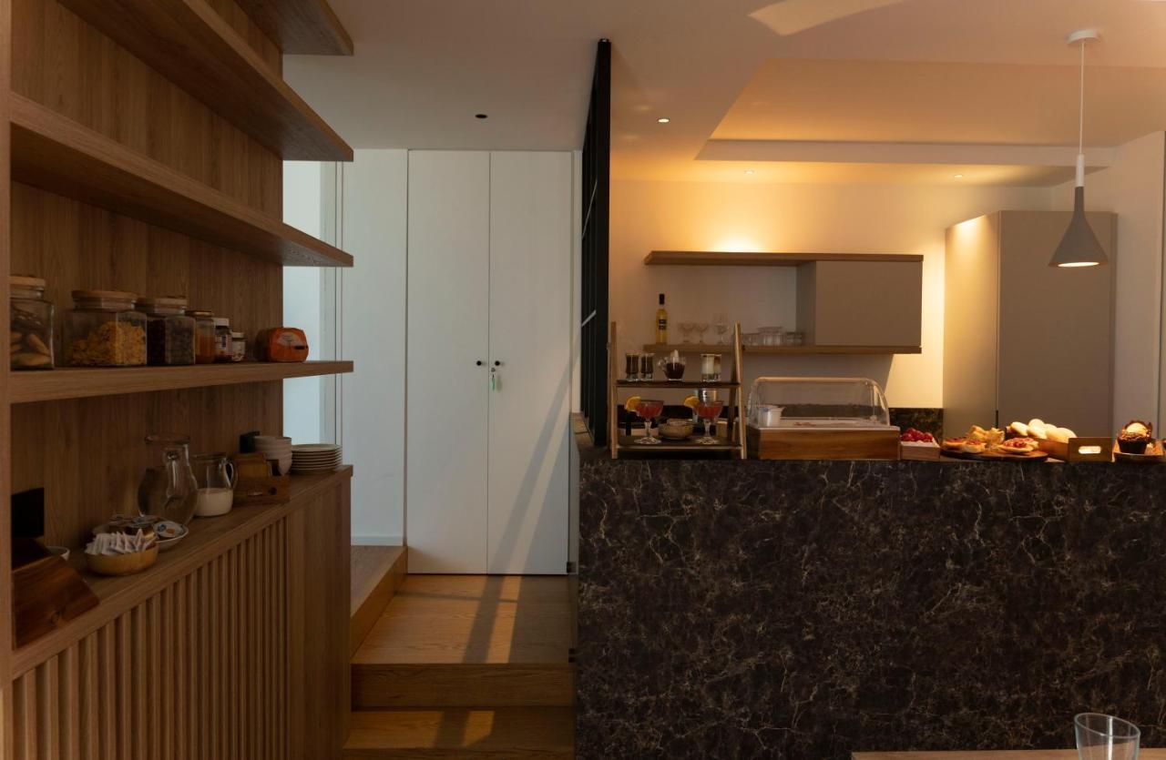 B&B Le Suites Di Costanza チェファル エクステリア 写真