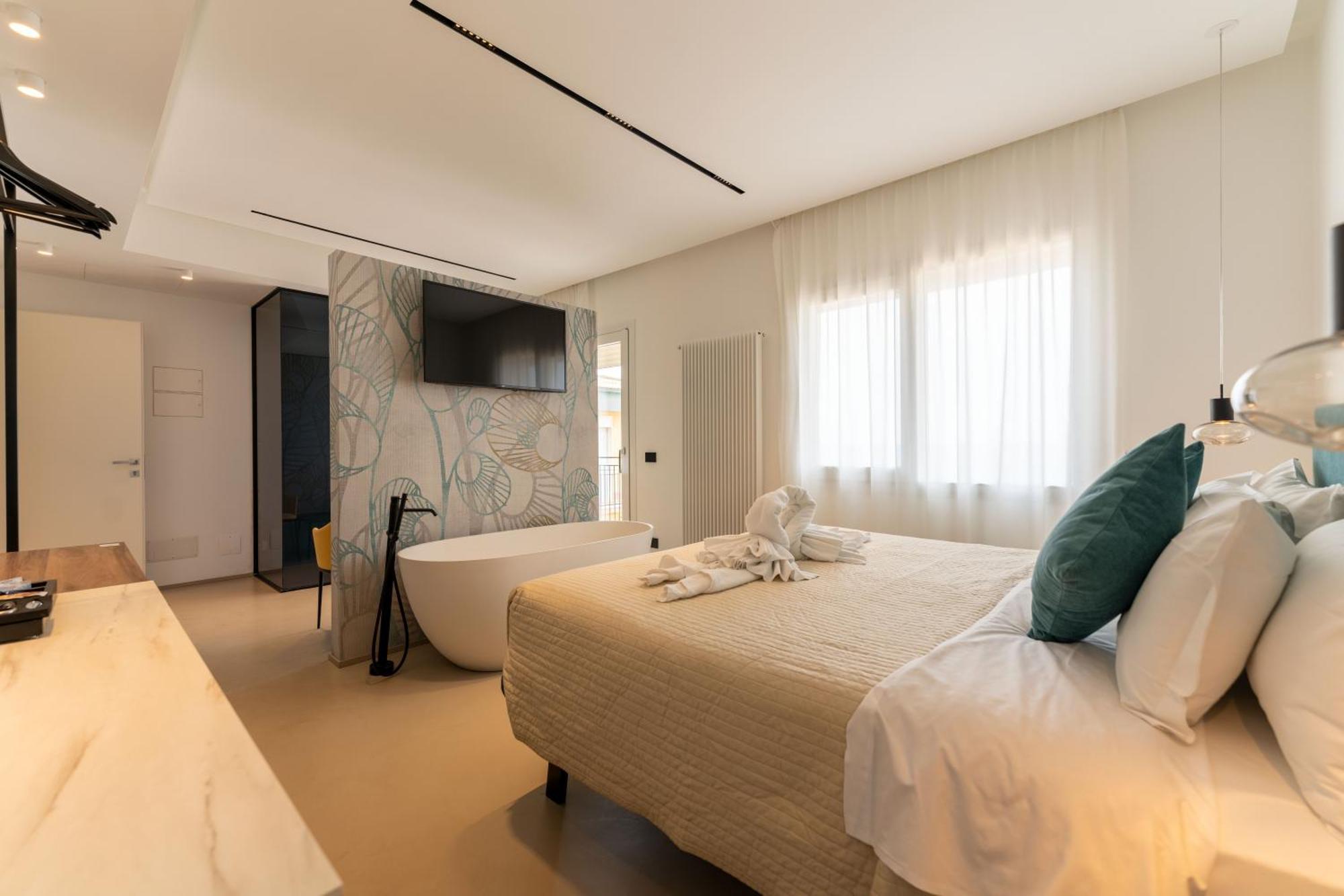 B&B Le Suites Di Costanza チェファル エクステリア 写真